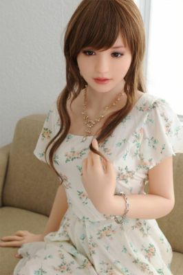 Búp bê tình dục đời mới biết... yêu chủ nhân